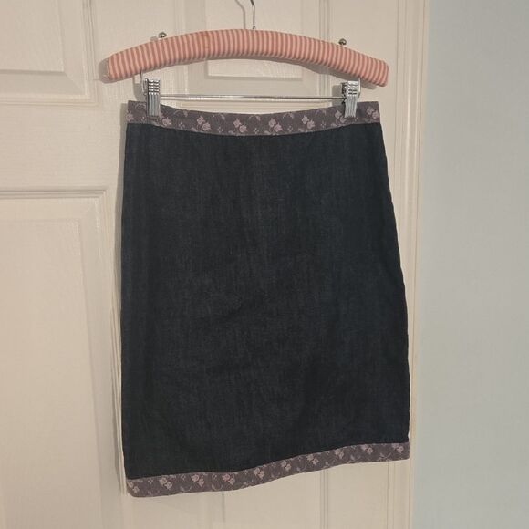 Versace Black Pencil Skirt - Picture 1 of 9